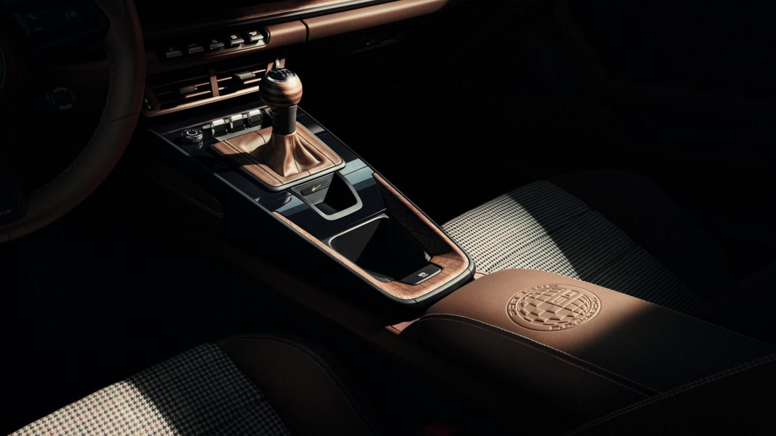 Η νέα Porsche 911 GT3 90 F. A. Porsche δεν είναι για πολλούς! 